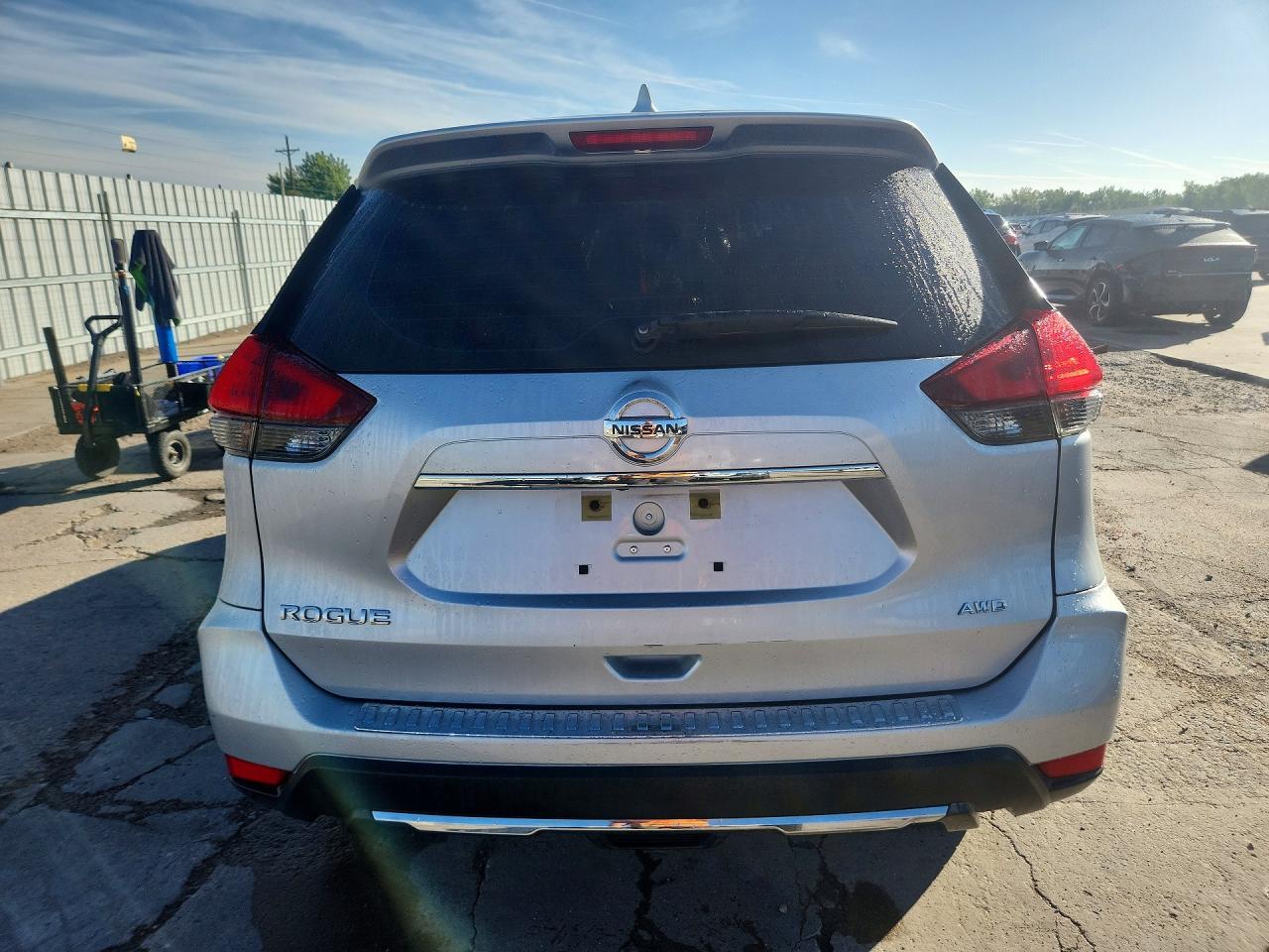Nissan Rogue S