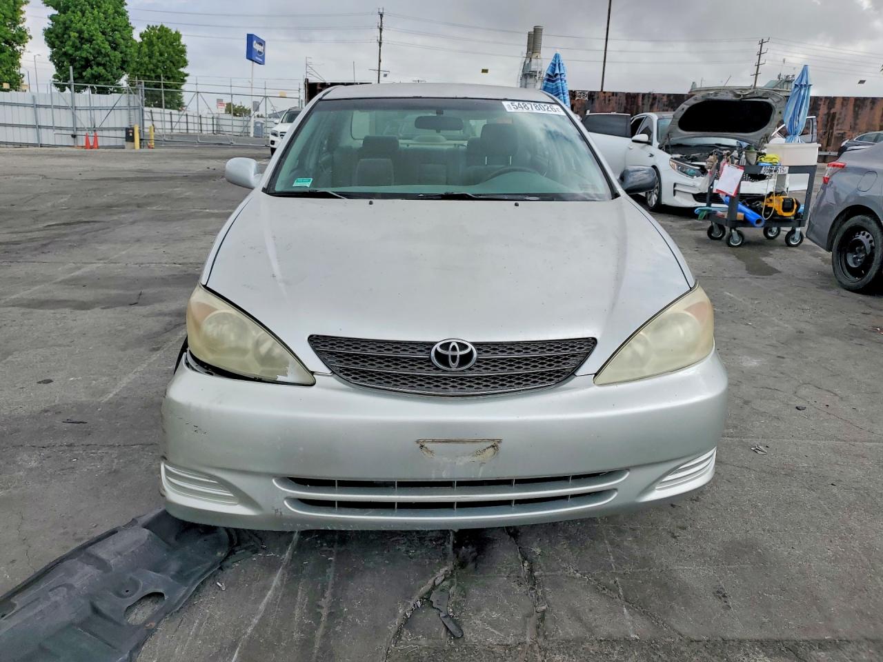 Toyota Camry Le V6