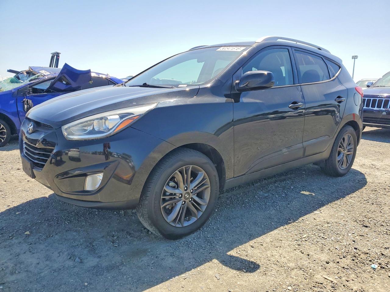 Salvage Hyundai TUCSON Image