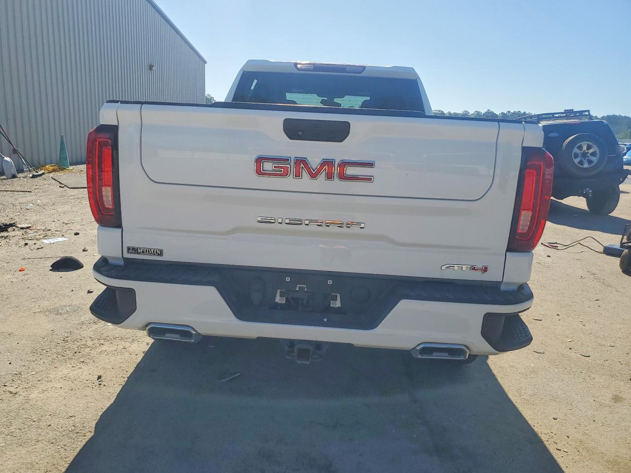 GMC Sierra K1500 At4