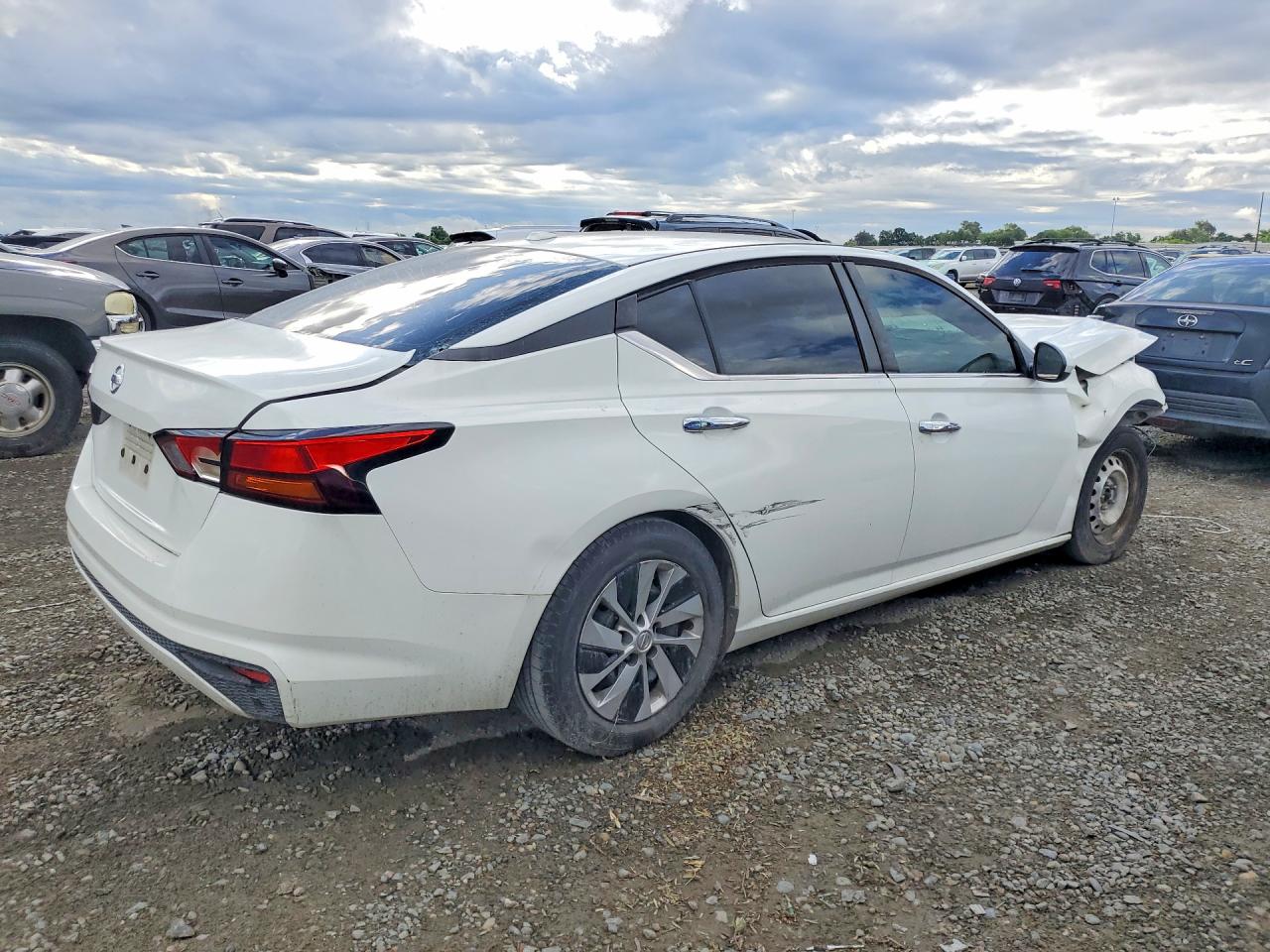 Nissan Altima 2.5 S