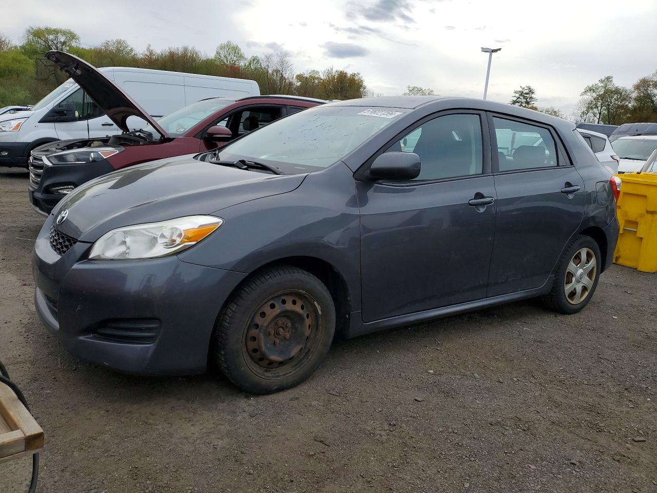 Salvage Toyota Matrix Image