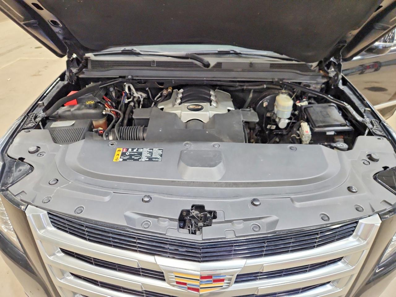 Cadillac Escalade Esv Luxury