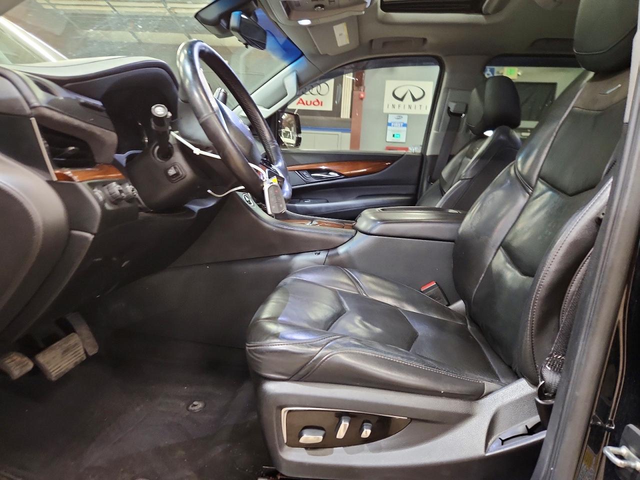 Cadillac Escalade Esv Luxury