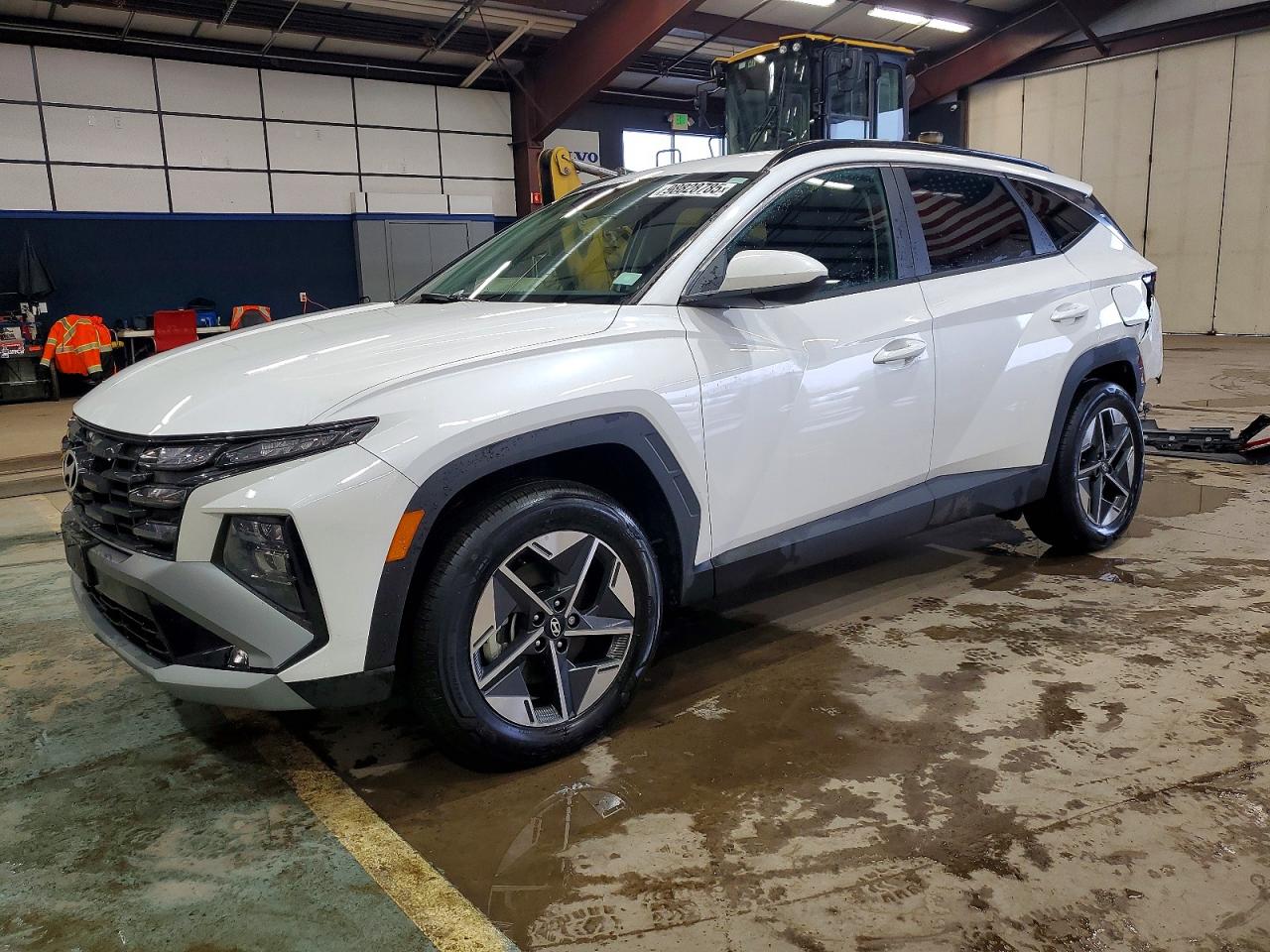 Salvage Hyundai TUCSON Image