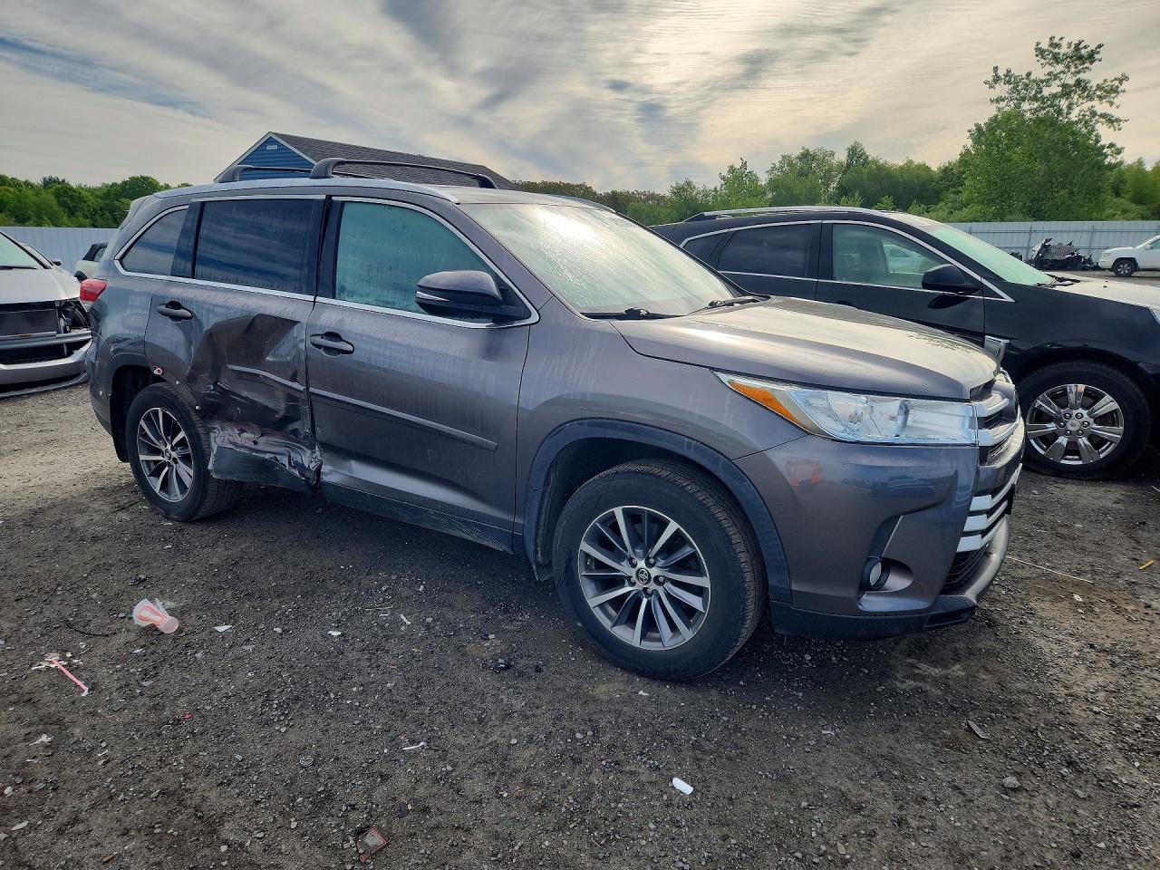 Toyota Highlander Xle