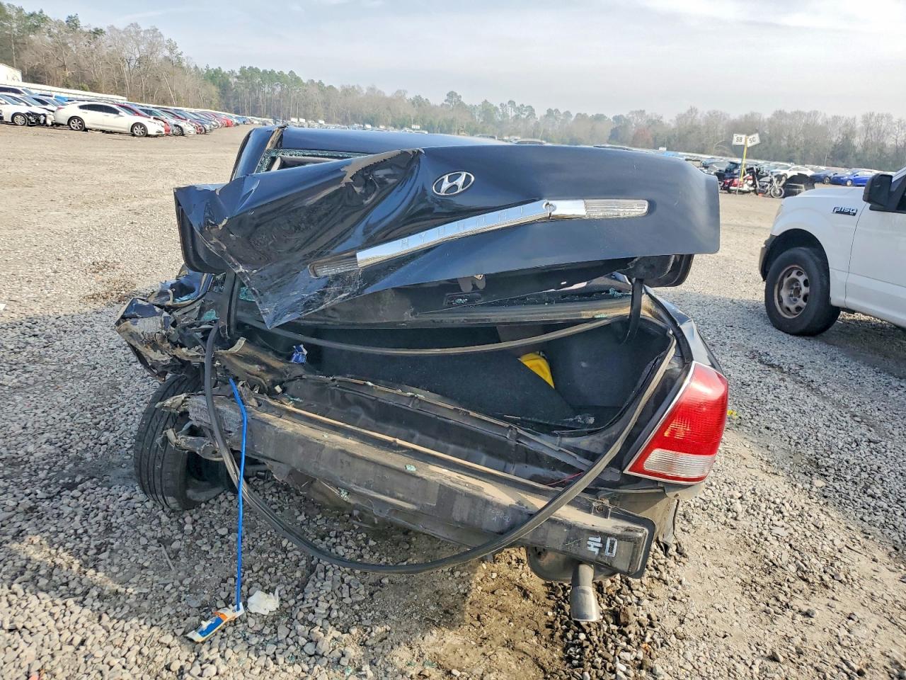 Hyundai Grandeur Base