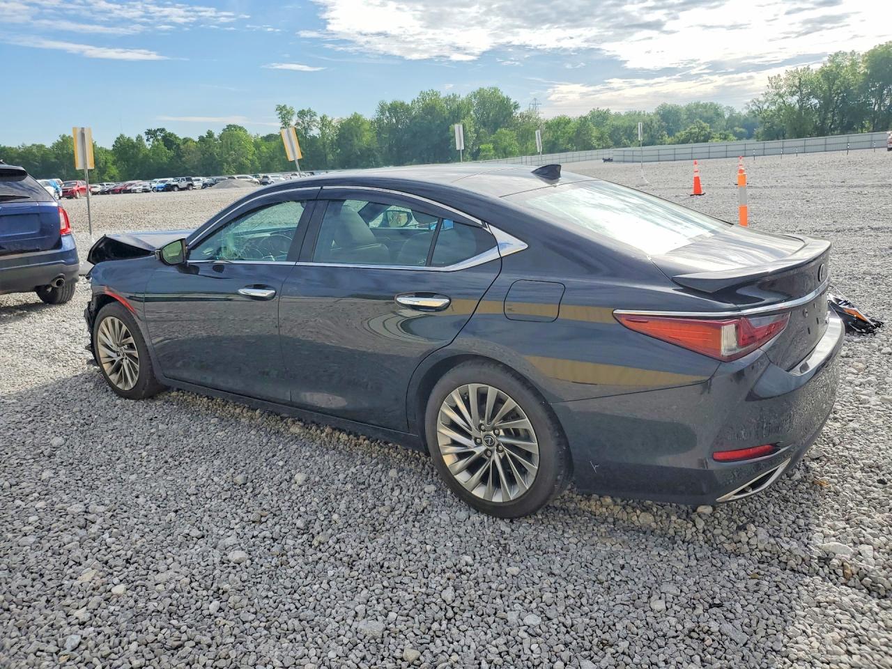 Lexus Es Luxury