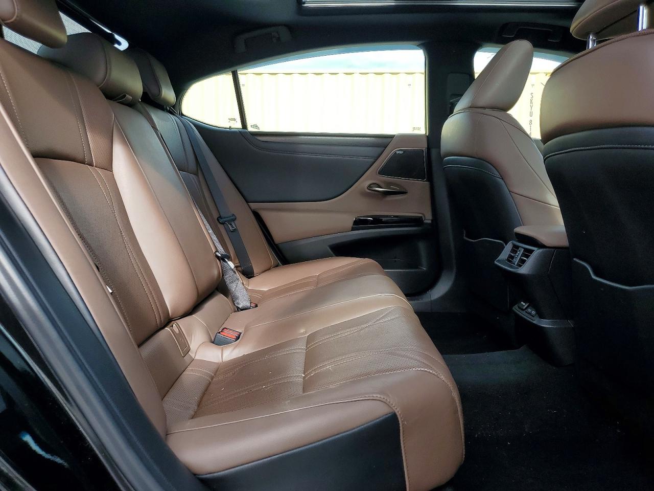 Lexus Es Luxury