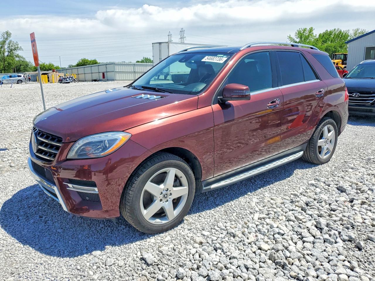 Salvage Mercedes-Benz M-Class Image
