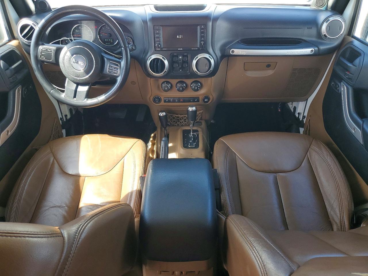 Jeep Wrangler Sahara