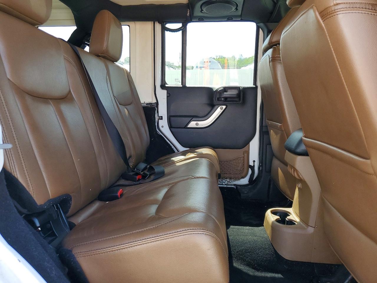 Jeep Wrangler Sahara