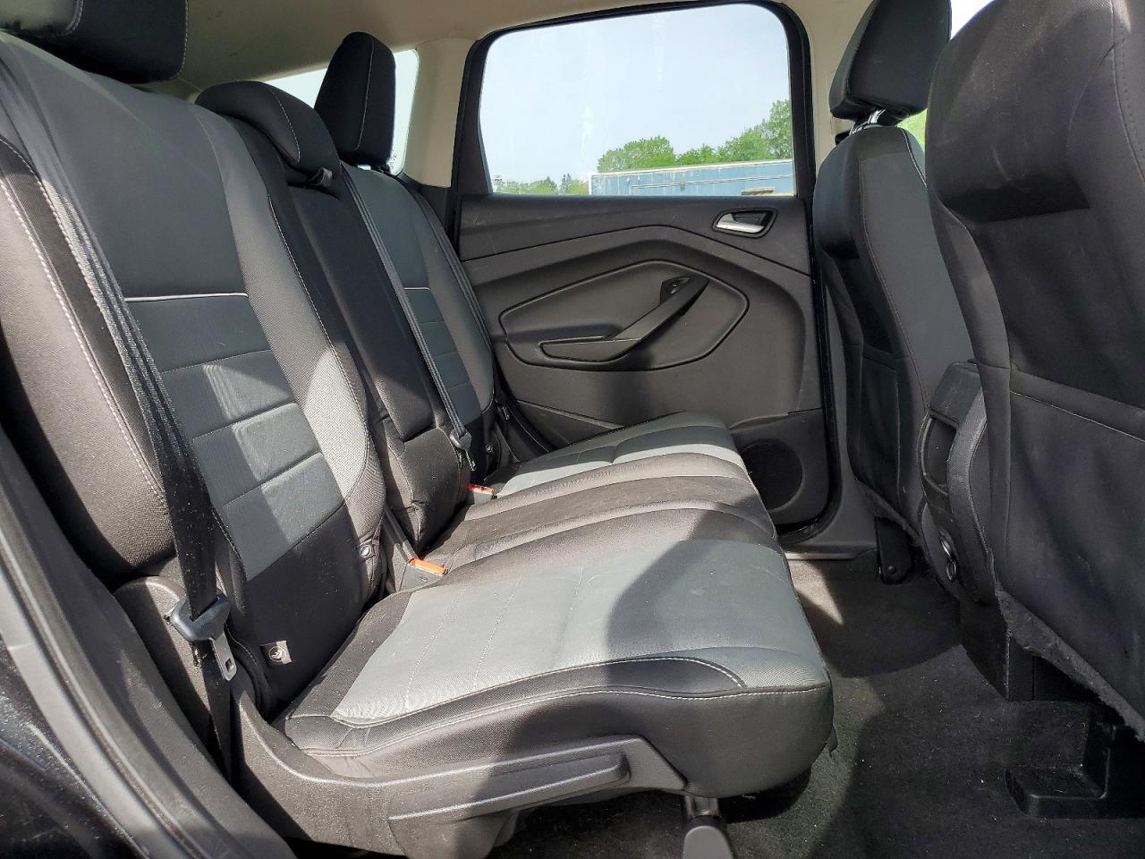 Ford Escape Se