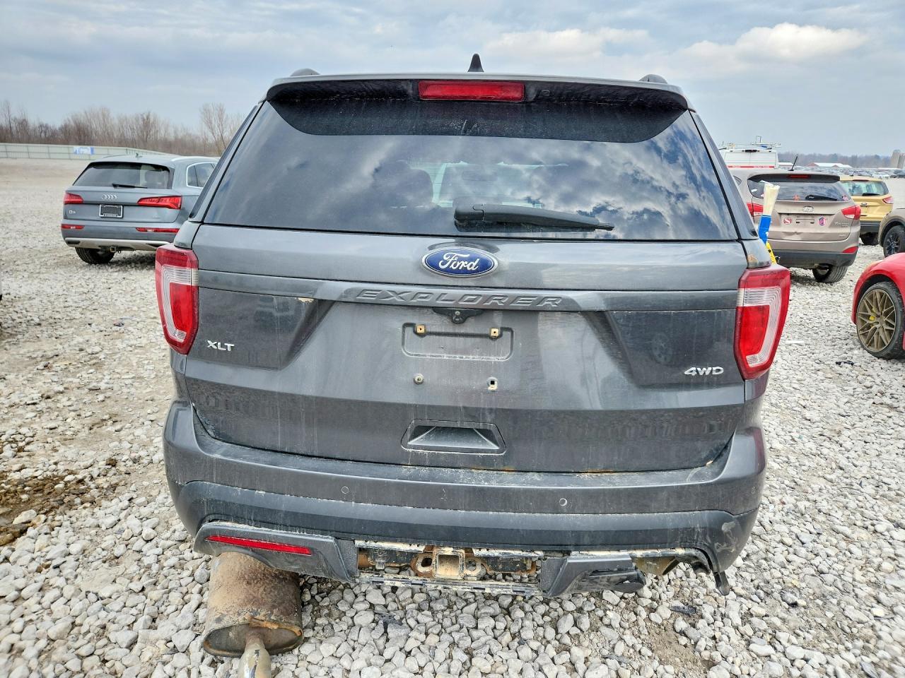 Ford Explorer Xlt