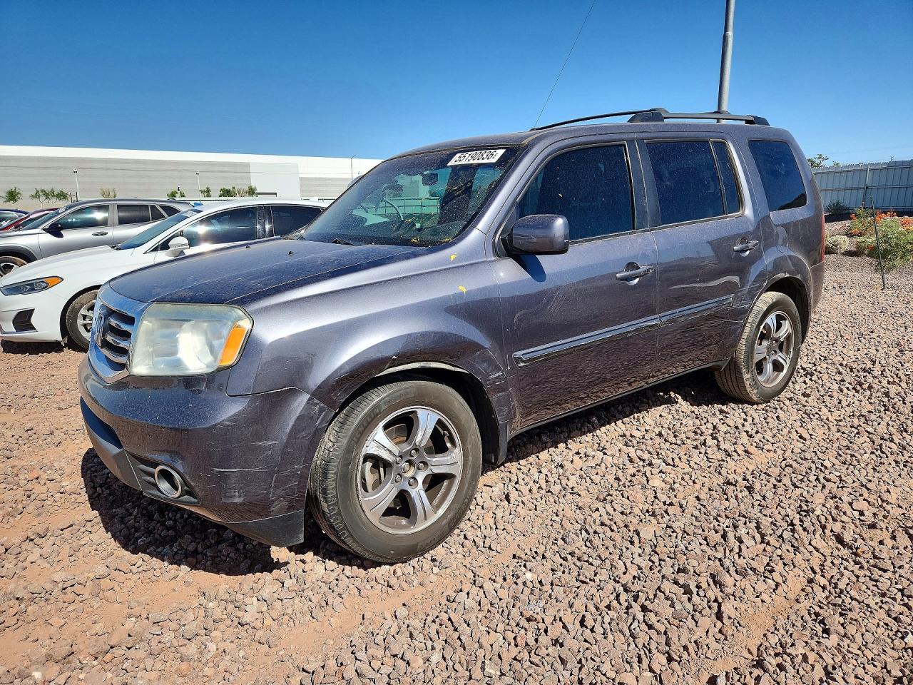 Salvage Honda Pilot Image