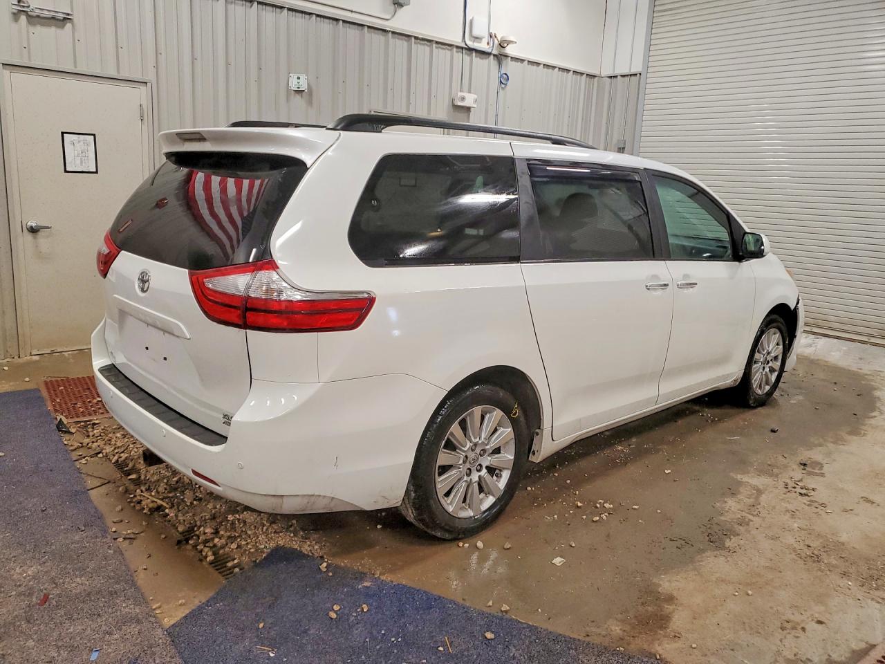 Toyota Sienna Xle 7-passenger
