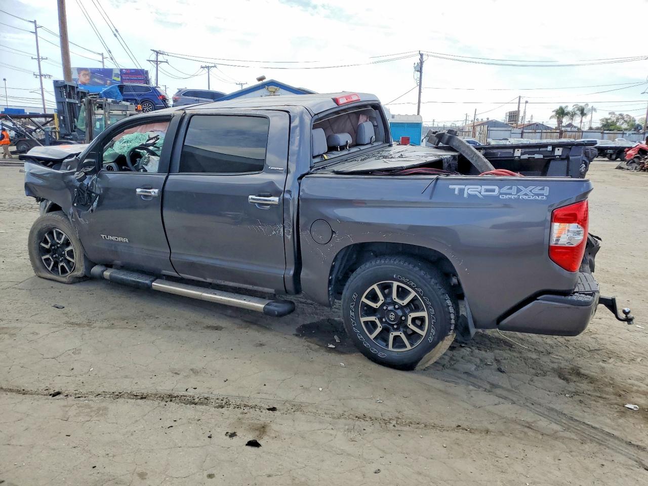 Toyota Tundra Crewmax Limited
