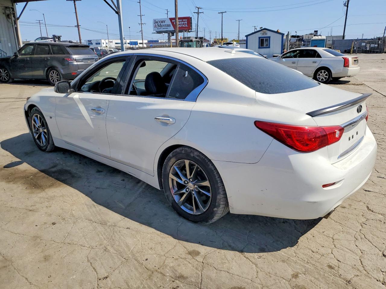 INFINITI Q50 Base