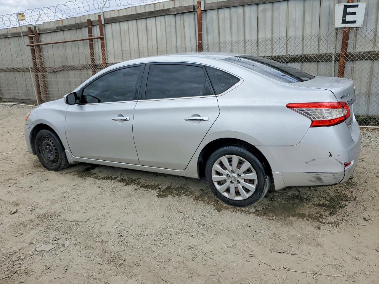 Nissan Sentra S