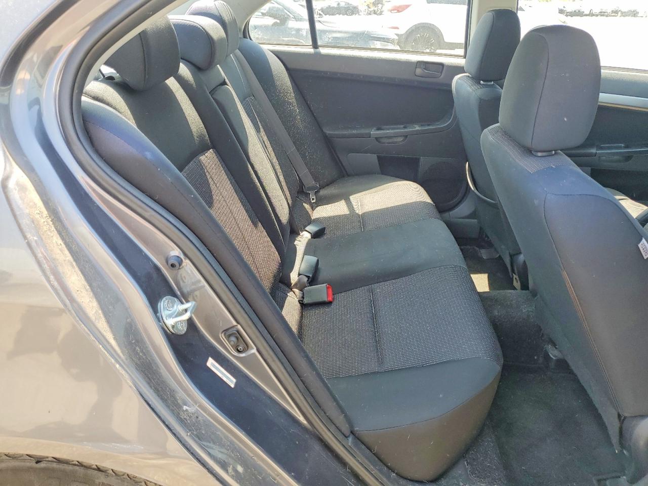 Mitsubishi Lancer Es