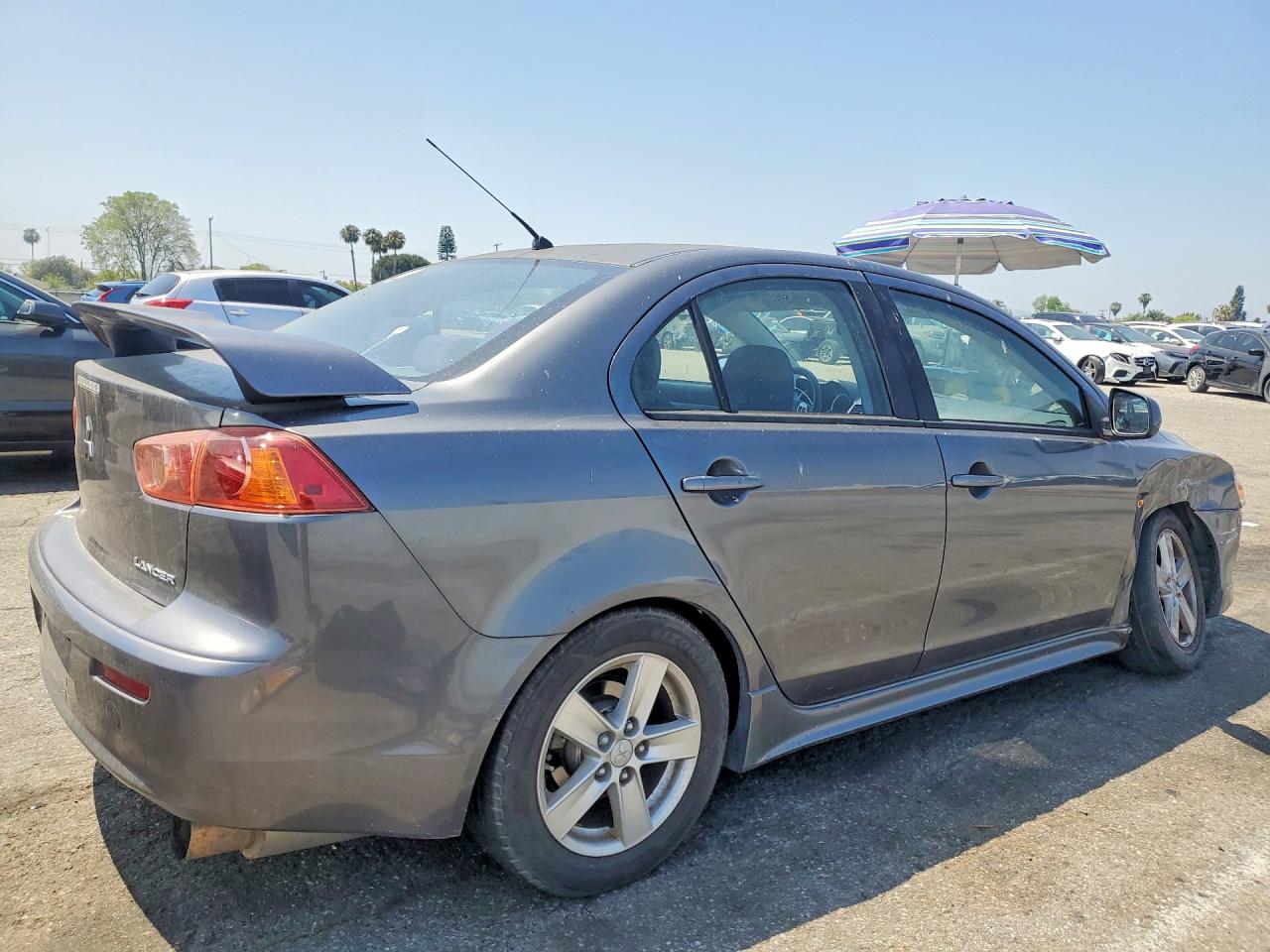 Mitsubishi Lancer Es