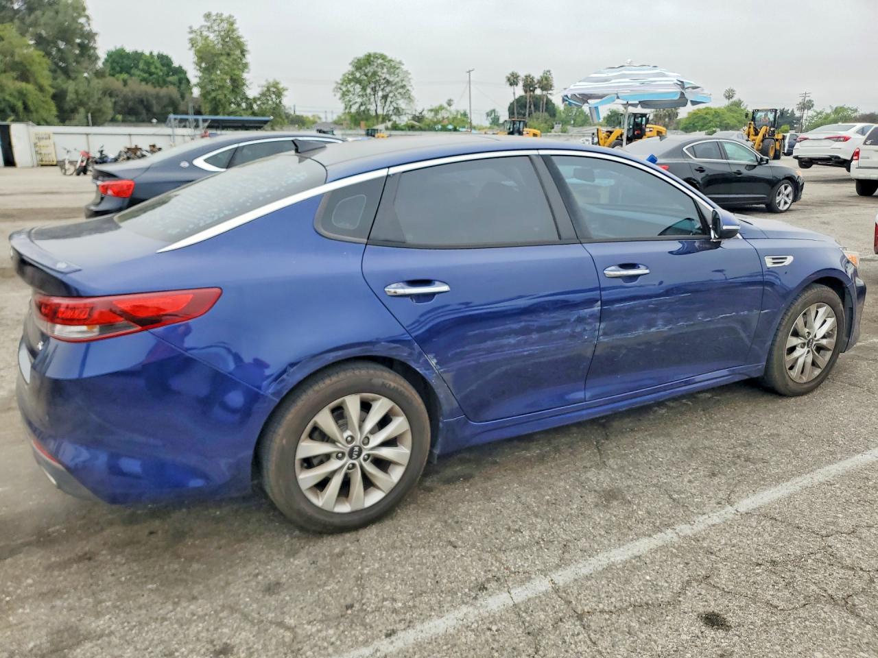 Kia Optima S