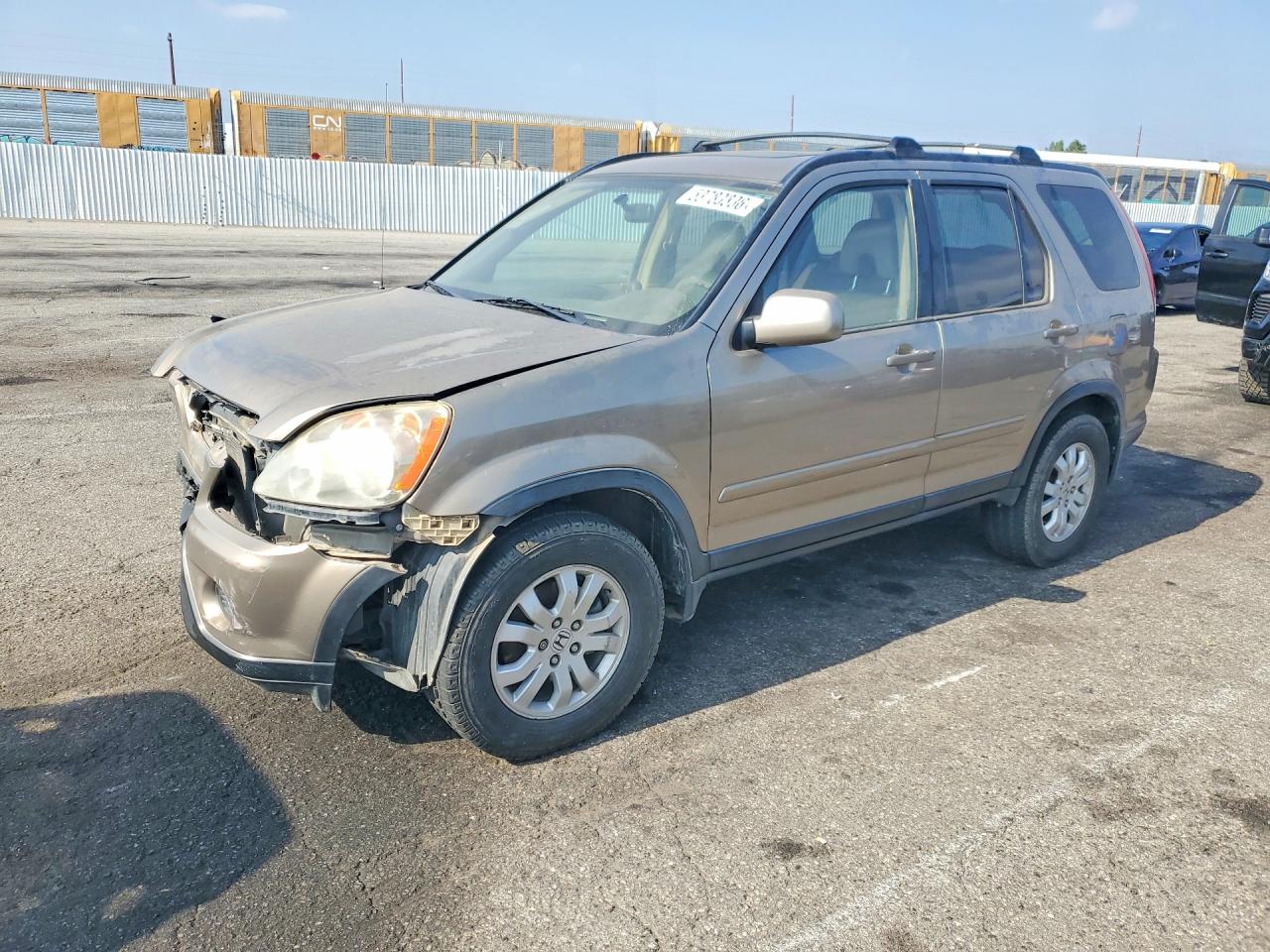 Salvage Honda Crv Image