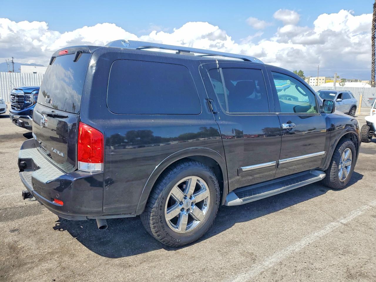 Nissan Armada Platinum