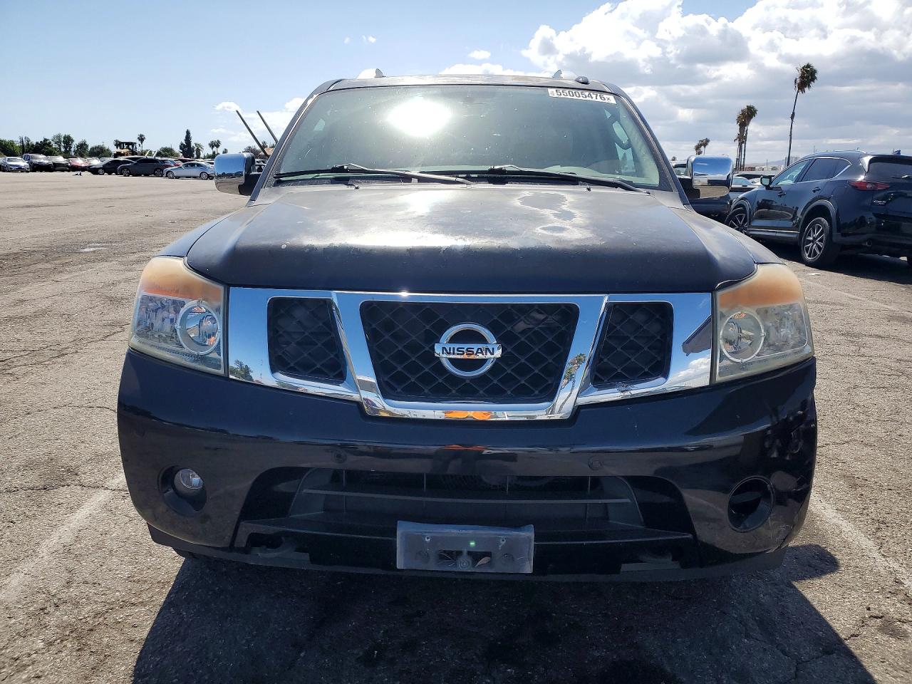 Nissan Armada Platinum