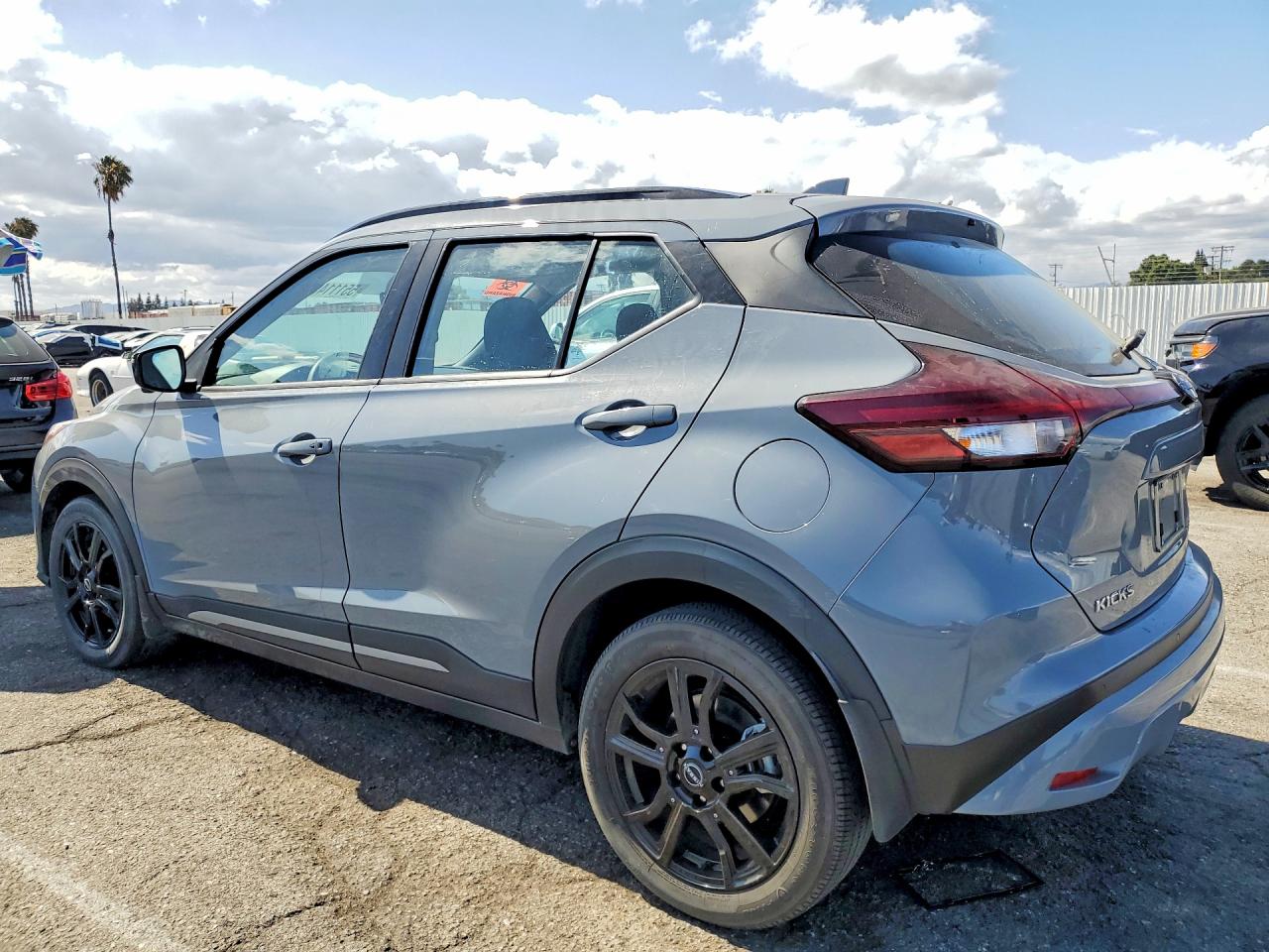 Nissan Kicks Sr