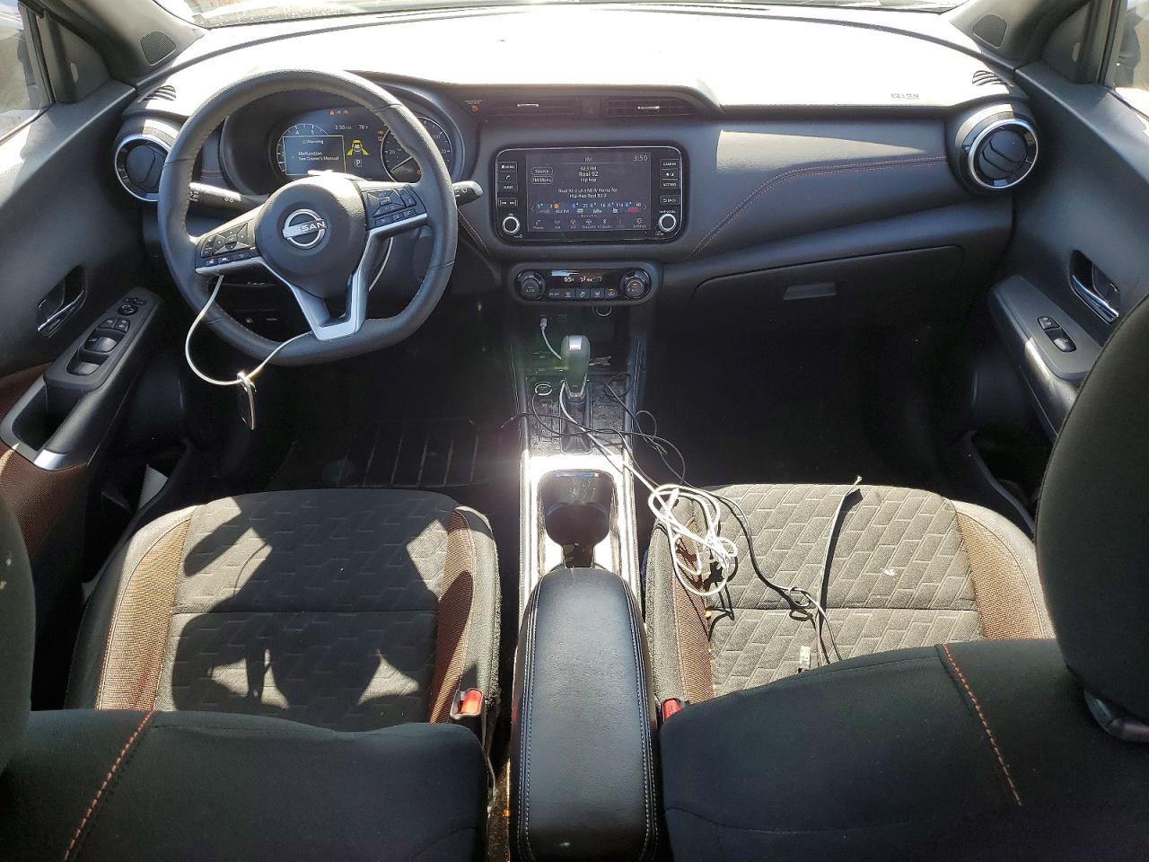 Nissan Kicks Sr