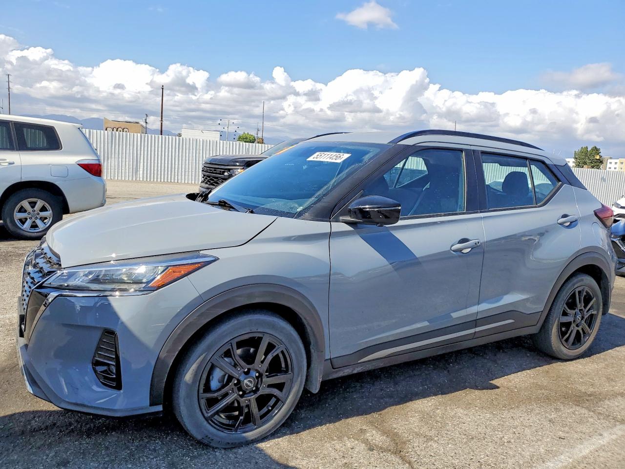 Salvage Nissan Kicks Image