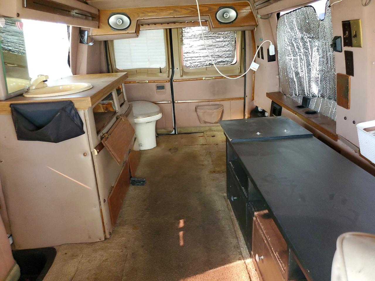 Ford Econoline E150 Van