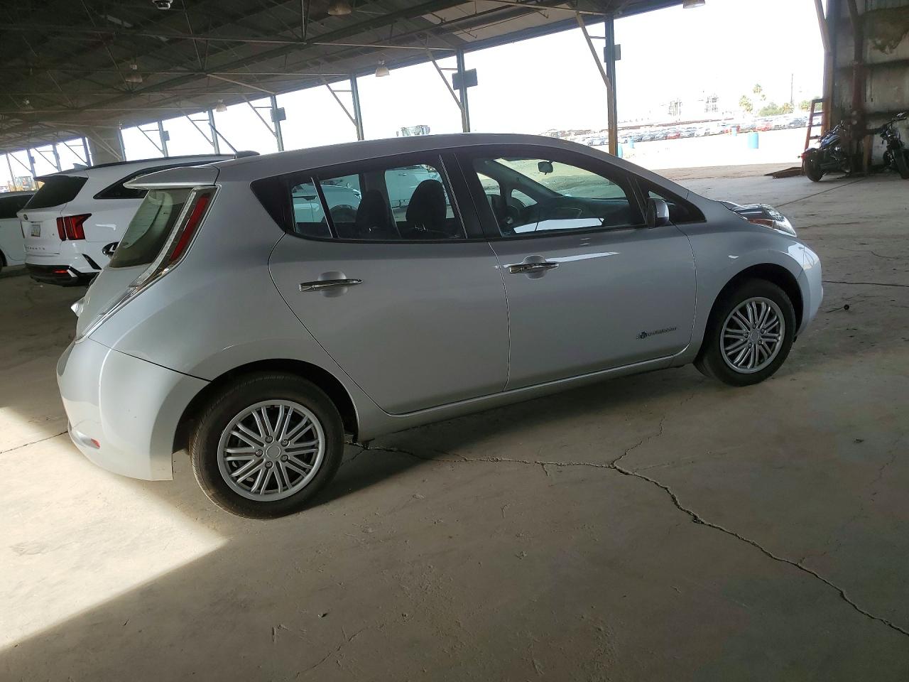 Nissan LEAF S