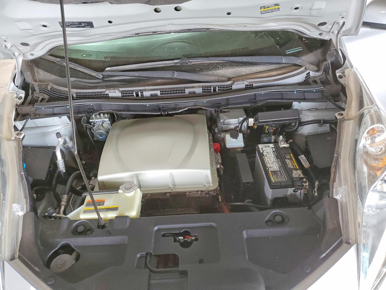 Nissan LEAF S
