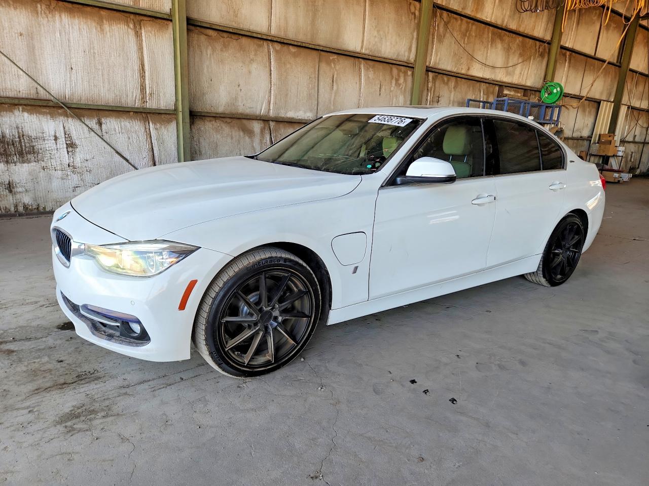 Salvage BMW 3 Series Image