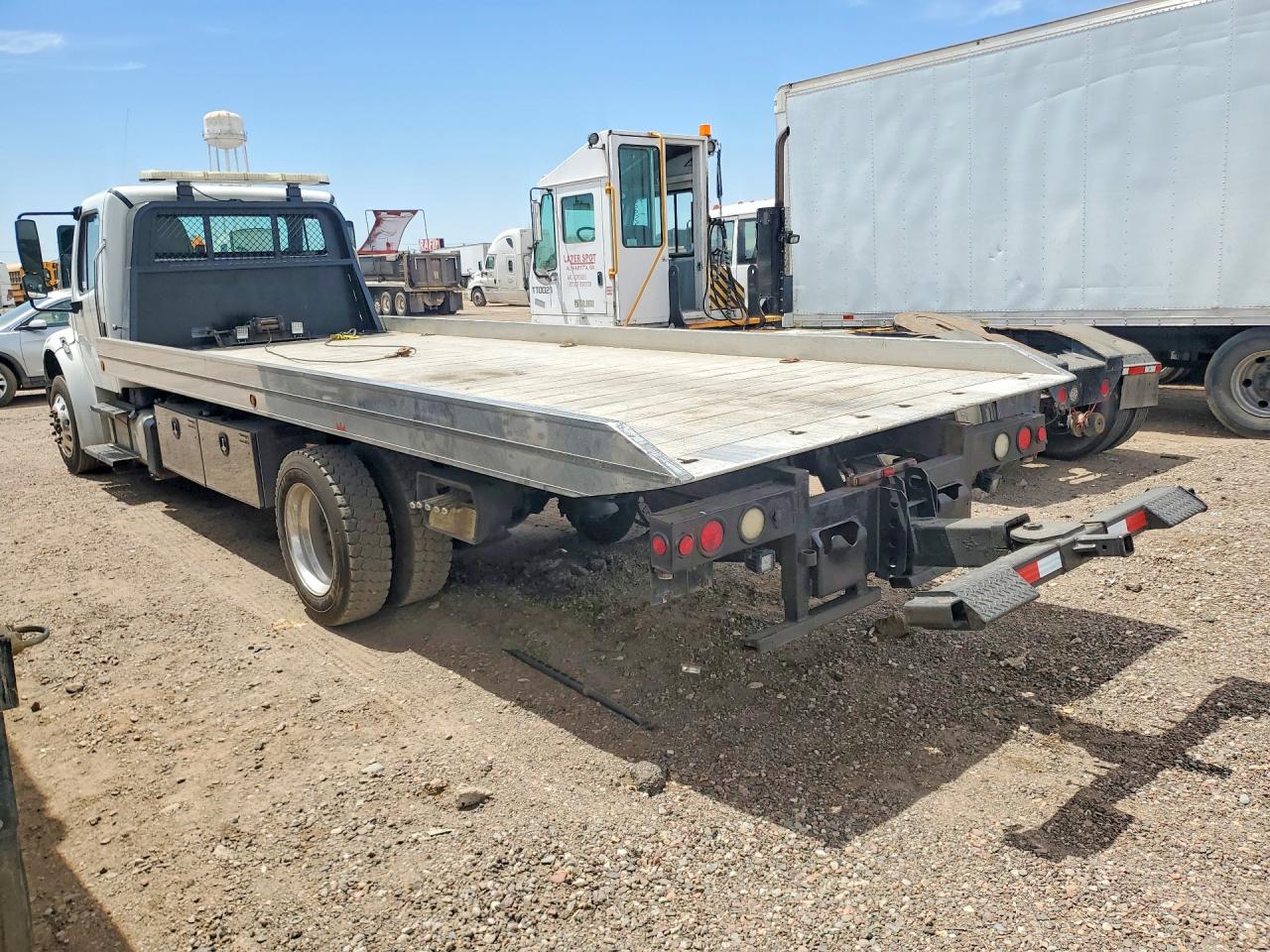 Freightliner M2 106 Medium Duty