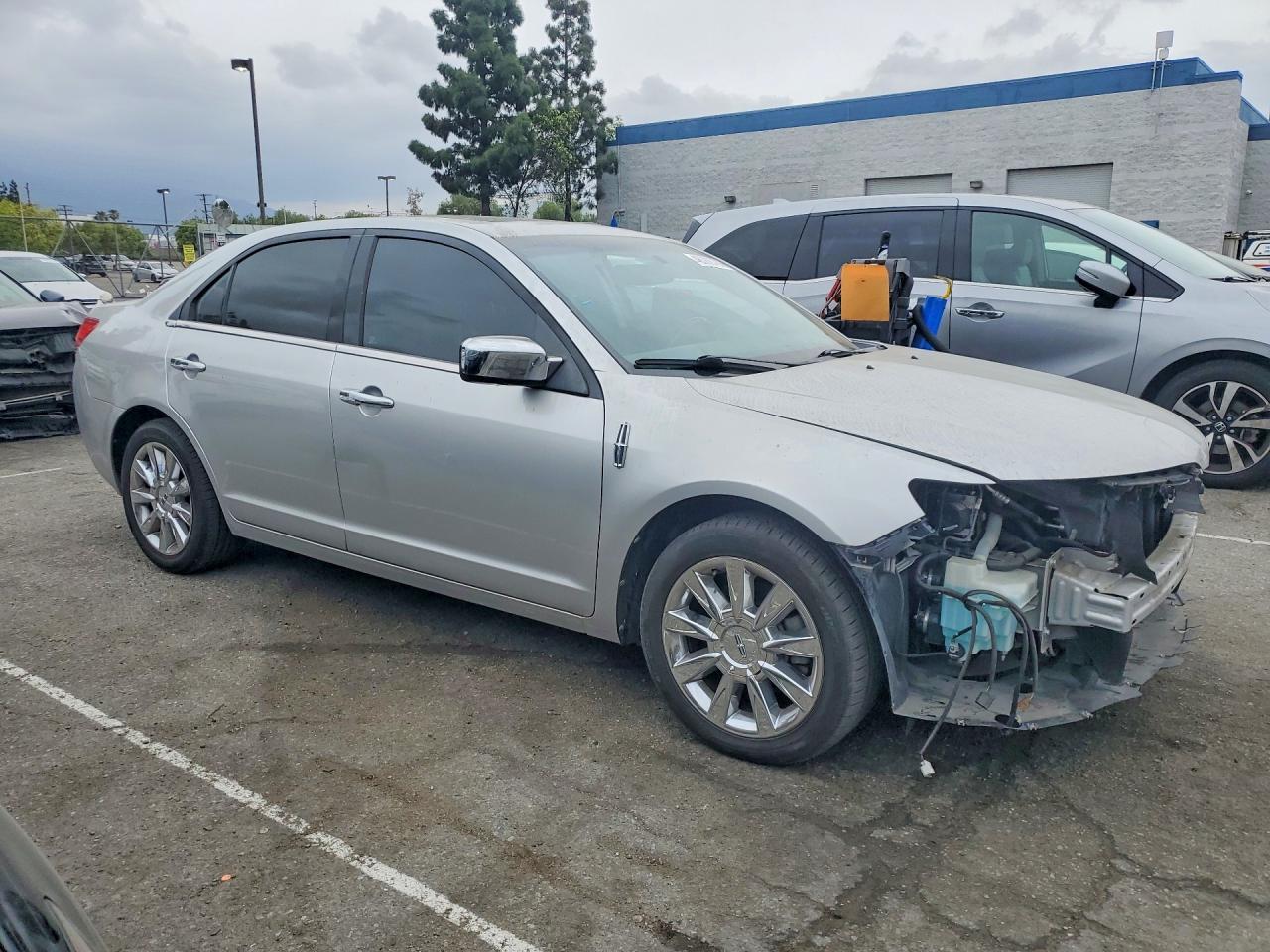 Lincoln MKZ