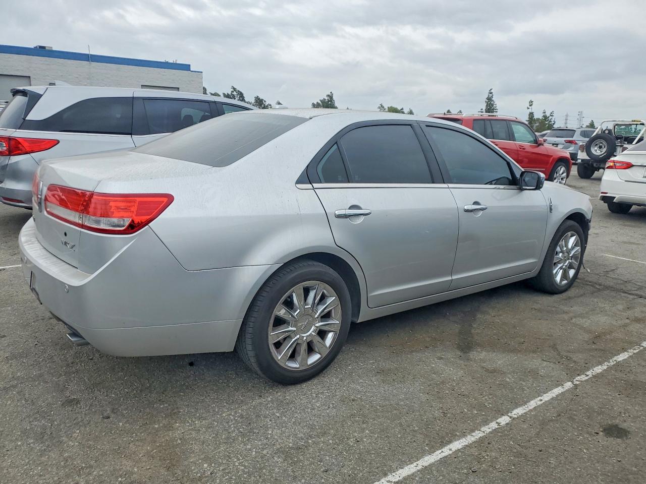 Lincoln MKZ
