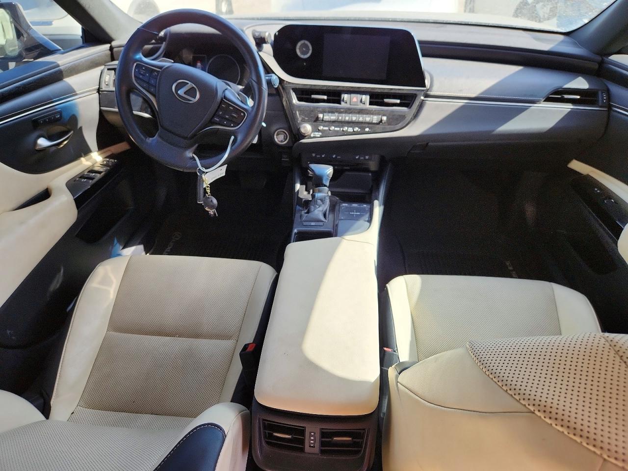 Lexus Es Base