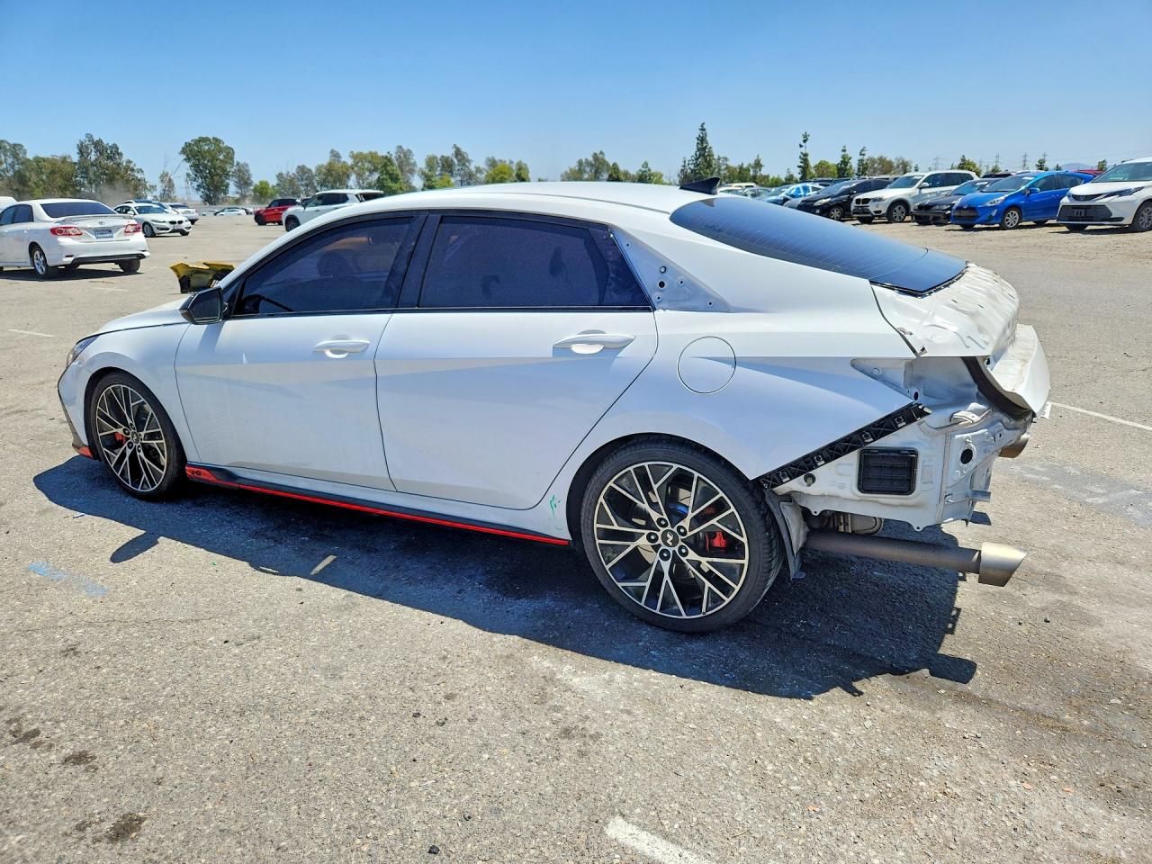 Hyundai ELANTRA Base