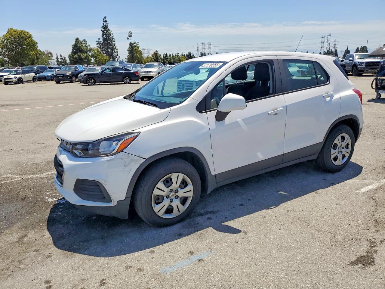 Salvage Chevrolet Trax Image