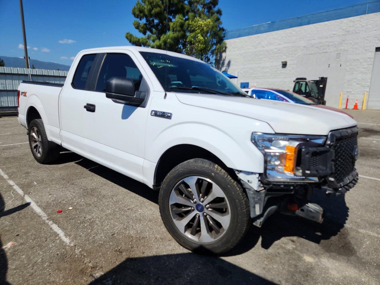 Ford F-150 Super Cab