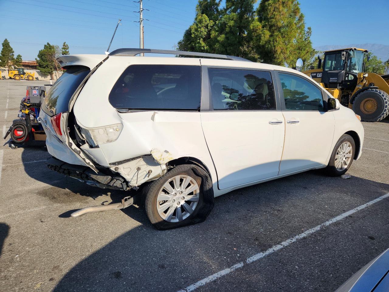 Toyota Sienna Limited 7-passenger