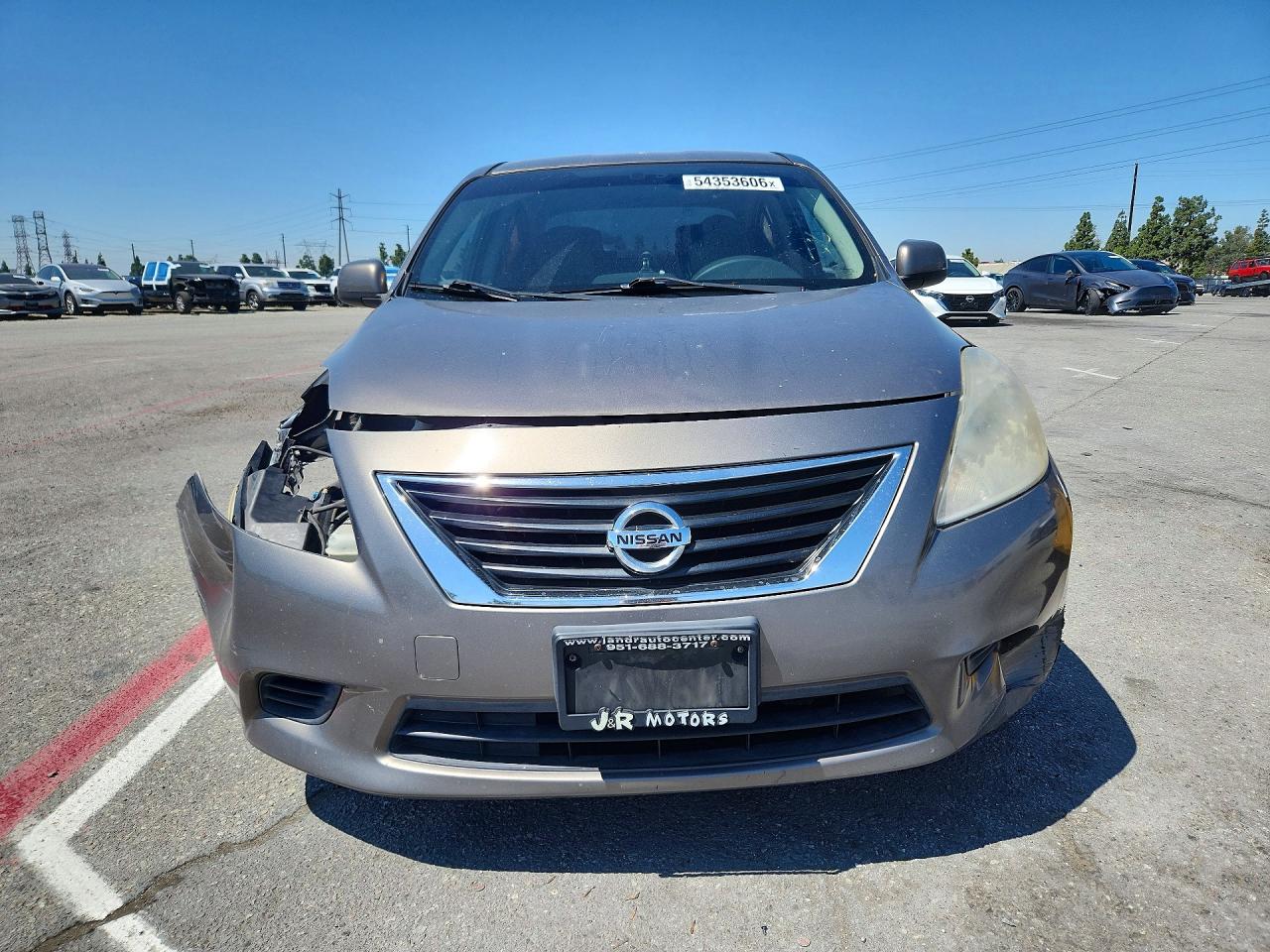 Nissan Versa 1.6 S