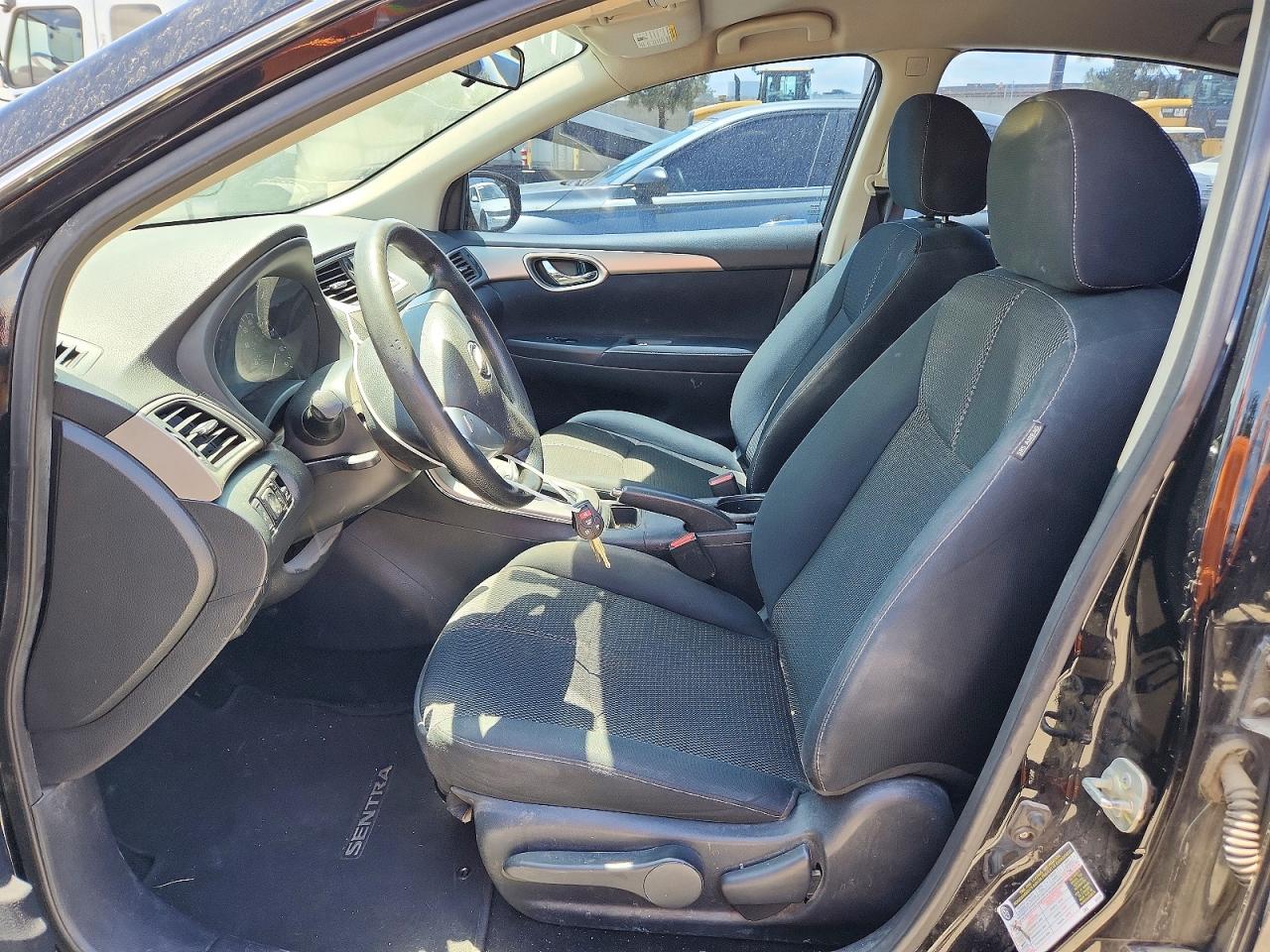Nissan Sentra S