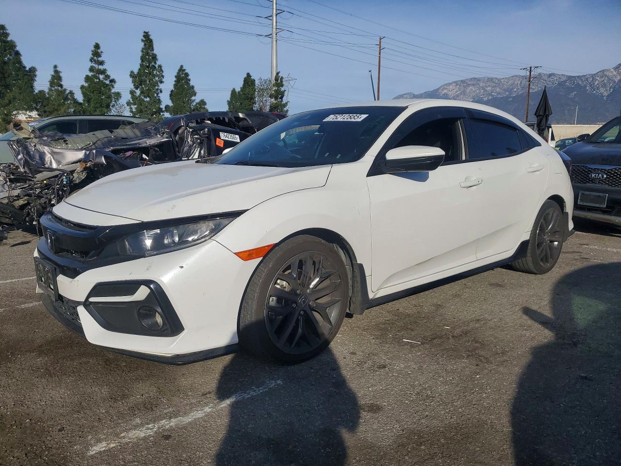 Salvage Honda Civic Image