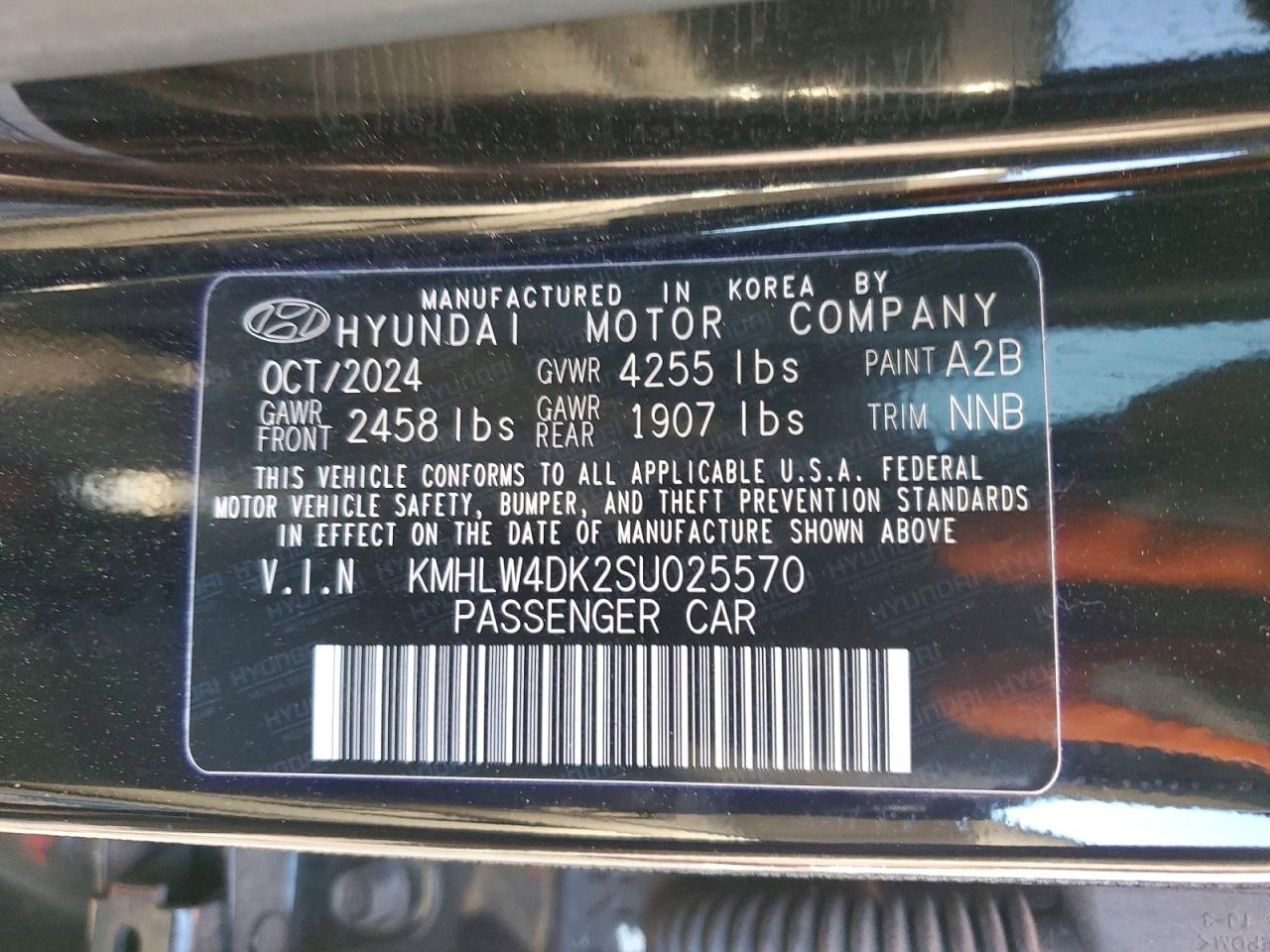 Hyundai ELANTRA Base