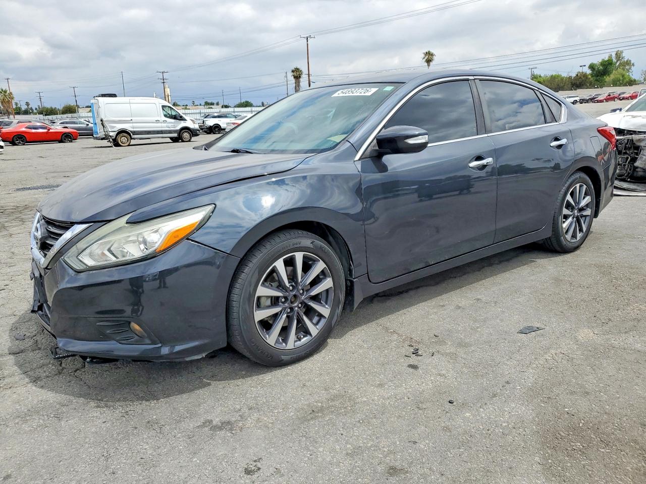 Salvage Nissan Altima Image