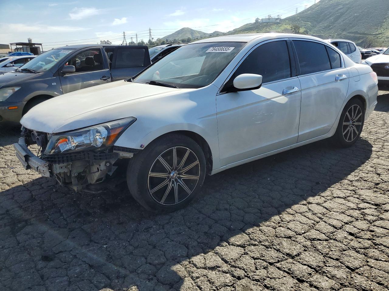 Salvage Honda Accord Image